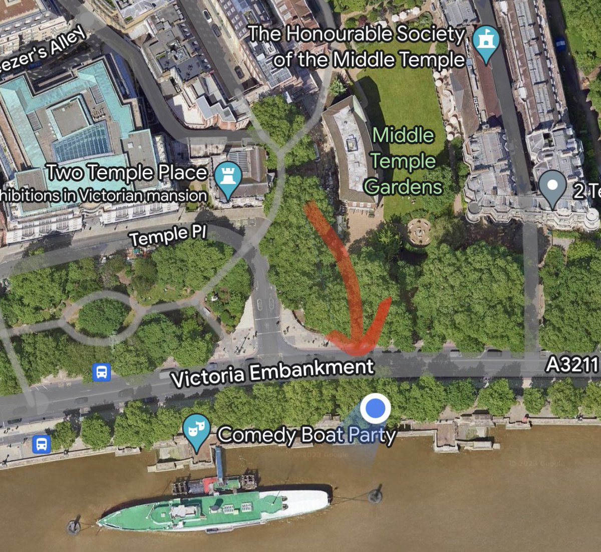 Litter and dangerous substances / needles thrown on the side walk Victoria embankment @CityWestminster please send assistance to remove / clean area before someone hurts themselves.