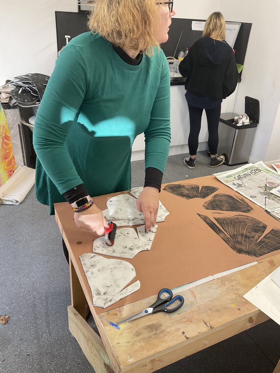 Another lovely printing session this morning at the Dusty Forge. Next week will be welcoming our student teacher Sadie

#ExploreCollectiveArts
