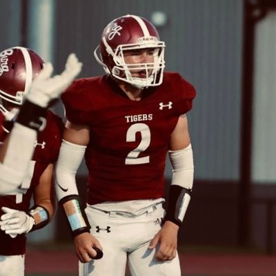 Ryan Munsterman
1st Team All Conference Linebacker
140 Total Tackles
<a href="/RyanMunsterman2/">Ryan Munsterman</a>