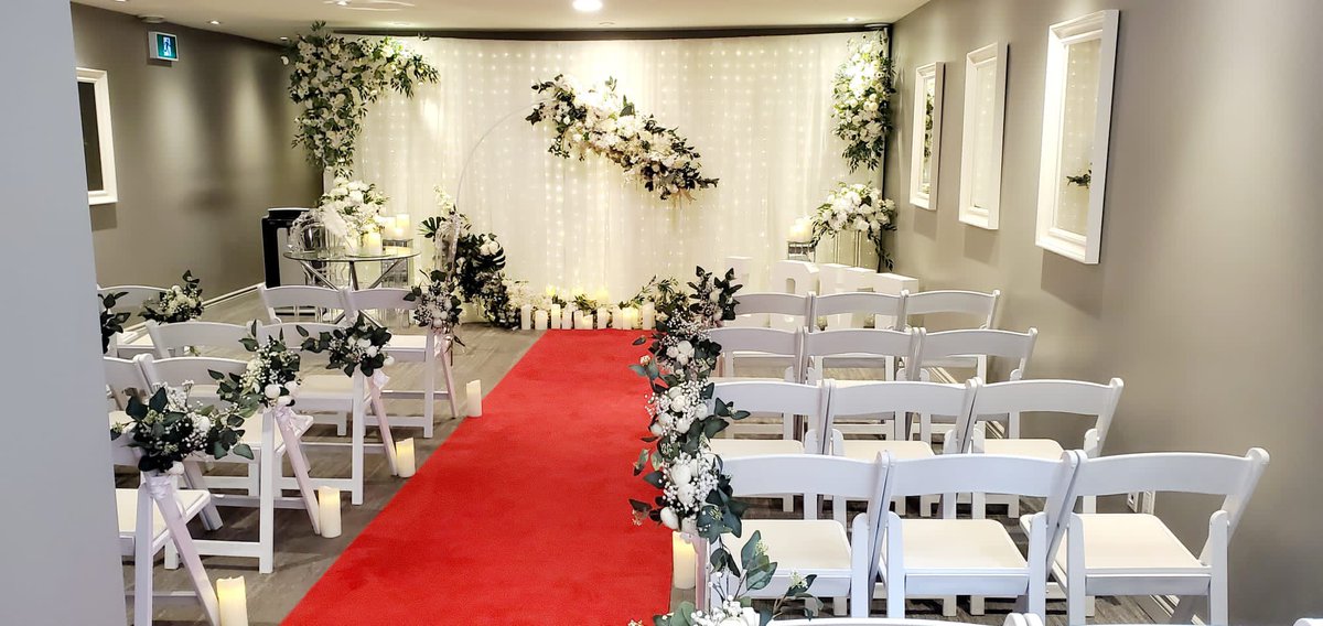 We’re rolling out the red carpet for you! We’re now accepting bookings into 2024! Have the intimate wedding of your dreams at the Toronto Wedding Chapel!

#weddingstyle #quickwedding #2023weddings #microwedding2023  #elope #torontowedding #toronto  #torontoweddingchapel