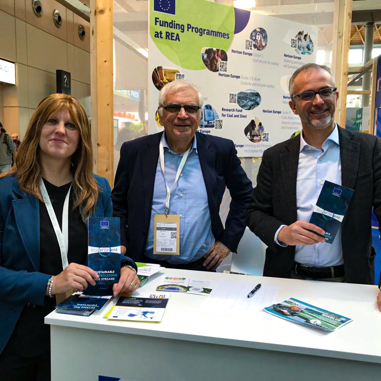 ecoefishent's tweet photo. 🗓️We're thrilled to be a part of @Ecomondo, today at 4:30 PM in #Rimini

Our partners are present!
#ProjectHUB360, #FILSE - @RegLiguria, @Ticass_scrl https://t.co/8GTTcySNqJ