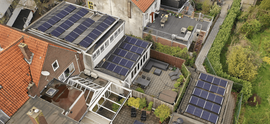 Steeds meer bedrijven in Wageningen gaan aan de slag met verduurzaming en het besparen van #energie. Bij <a href="/copypoint/">Copypoint / Copyshop</a> is duurzaamheid een integraal onderdeel van de bedrijfsvoering. Zo zijn er vijftig stuks #zonnepanelen op het dak gelegd. Meer weten?
tinyurl.com/4avfjwy5