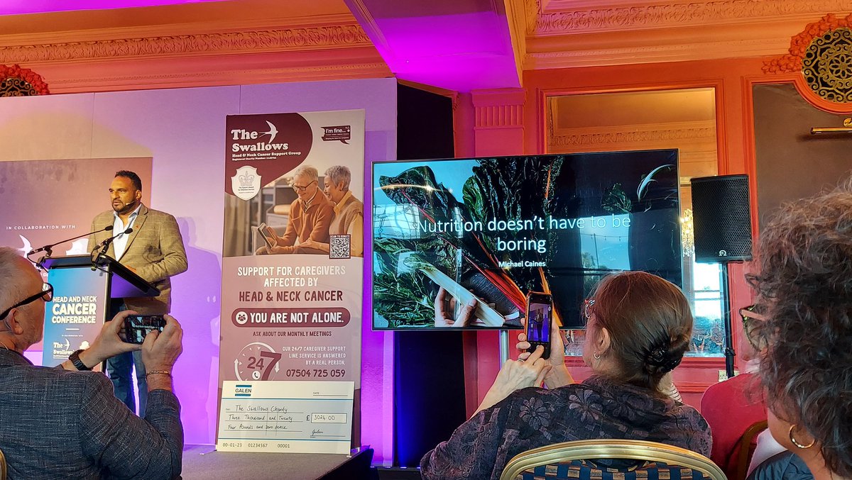 Dizz_zey's tweet photo. Food is such a challenge post treatment for H&N cancer. @michaelcaines talks to us about how nutrition doesn't have to be boring. Michael also explains the importance of flavour, salt, and texture, as well as the visual impact & smell
#HNCCONF2023 #EatingWithConfidence https://t.co/piv4i4I8vT
