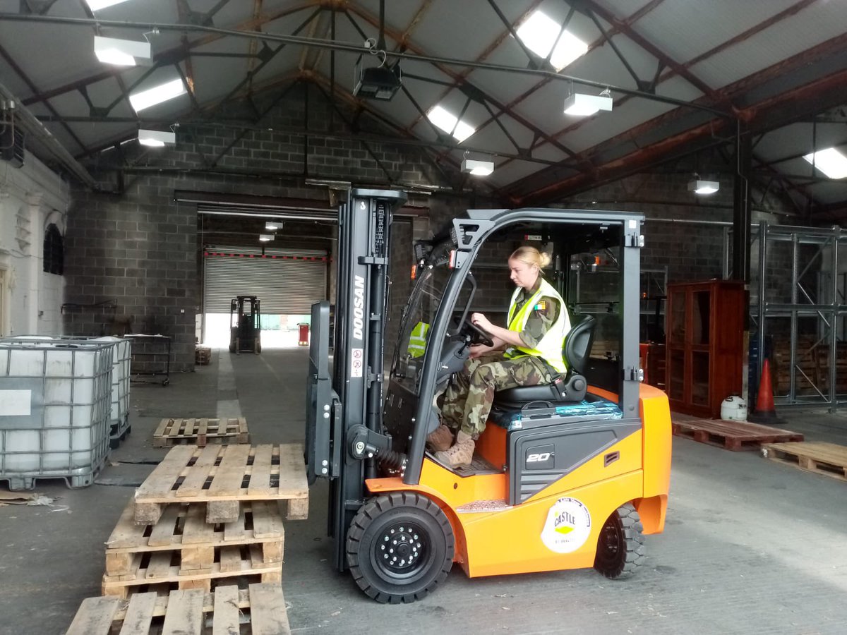 TransportCorps's tweet image. @TransportCorps conducting Lift Truck Operator Course. 

Covering; Regulations,Health and Safety, Stability, Safety of Loads, and all related Saftey aspects of operating a forklift with a load up to 2000kg - 5000kg

An example of the training provided by the @TransportCorps