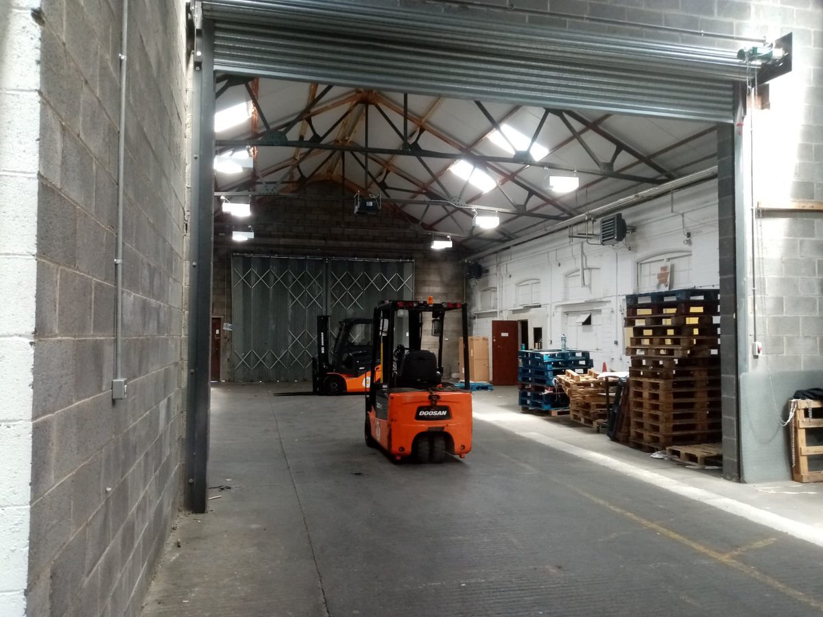 TransportCorps's tweet image. @TransportCorps conducting Lift Truck Operator Course. 

Covering; Regulations,Health and Safety, Stability, Safety of Loads, and all related Saftey aspects of operating a forklift with a load up to 2000kg - 5000kg

An example of the training provided by the @TransportCorps