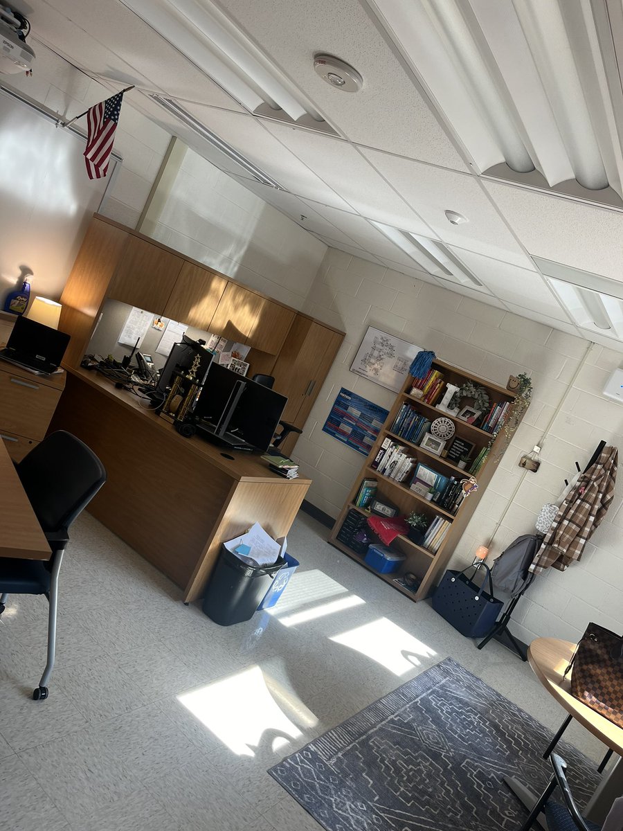 New quarter, new office! <a href="/CarlSandburg_MS/">Carl Sandburg Middle School</a> don’t forget I’ve moved! Check out last week’s Let’s Bri Frank for my new location!! I’m still open regularly for our popular Office Hours during lunch! Let’s have lunch together this week!