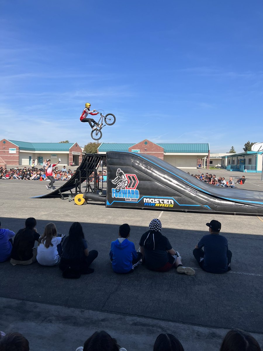 Bill L. Williams Elem tweet media