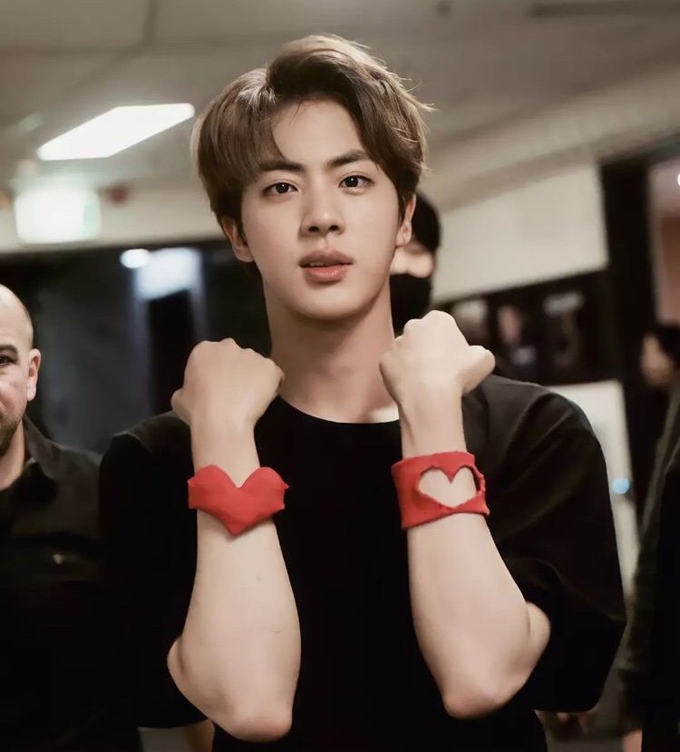 Esha⁷ ᥫ᭡ 아포방포 (@_kookiee_7) on Twitter photo Happiest Birthday <a href="/jeonphorism/">jazzie⁷ 🦕 semi ia</a> loml 🥳🎂
Cheers to one more beautiful year... may happiness bloom in your heart all year long n eat a lots of delicious food and I love you so much ^^ Happiest Birthday <a href="/jeonphorism/">jazzie⁷ 🦕 semi ia</a> loml 🥳🎂
Cheers to one more beautiful year... may happiness bloom in your heart all year long n eat a lots of delicious food and I love you so much ^^