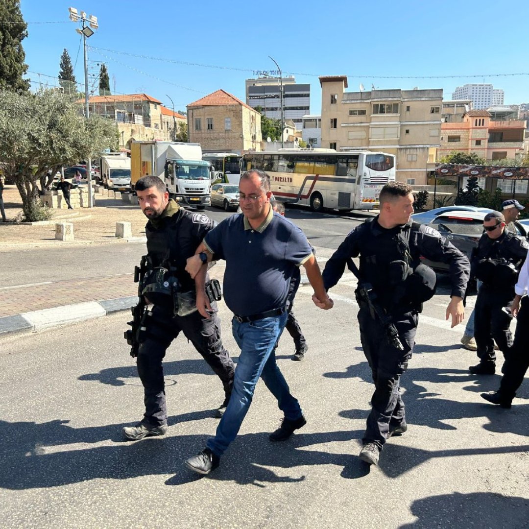 📢BREAKING Israeli police detained Palestinian political leaders in Israel, incl. Mohammad Barakeh, Head of the High Follow-Up Committee, and former Balad MKs Sami Abu Shehadeh, Mtanes Shehadeh, and Haneen Zoabi, and others in connection with a protest against the War in Nazareth
