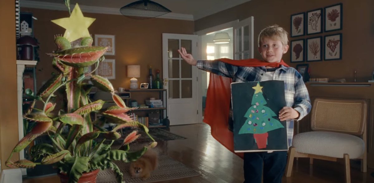 Loving <a href="/saatchiuk/">Saatchi & Saatchi</a> snappy new <a href="/JohnLewisRetail/">John Lewis & Partners</a> #Christmas2023 ad. But can't help thinking, where is the father? That plant obviously didn't like him! 😂

tinyurl.com/5a8svvam