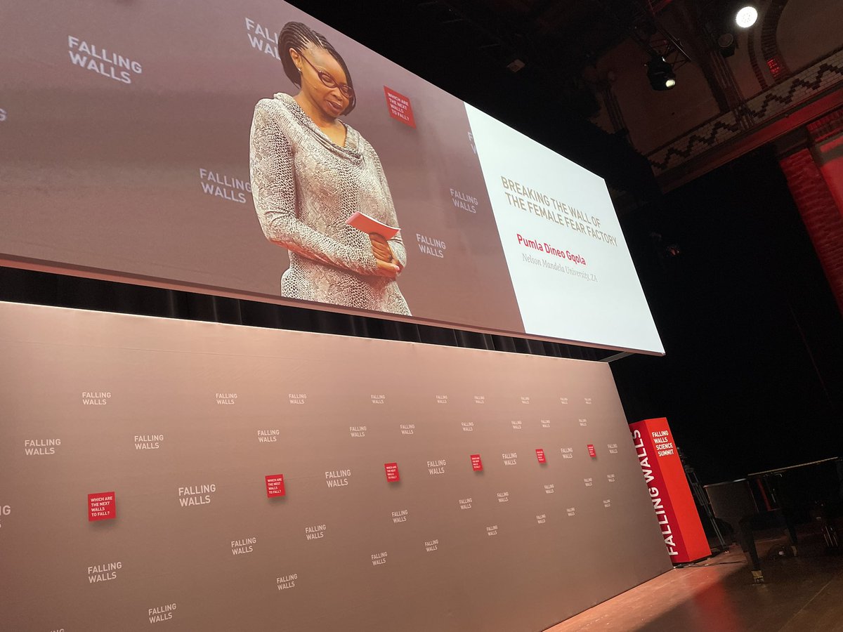 FunSizeSuze's tweet image. Such inspiring talks at @Falling_Walls  #ScienceBreakthrough Day! #ScienceSummit23 #FallingWalls