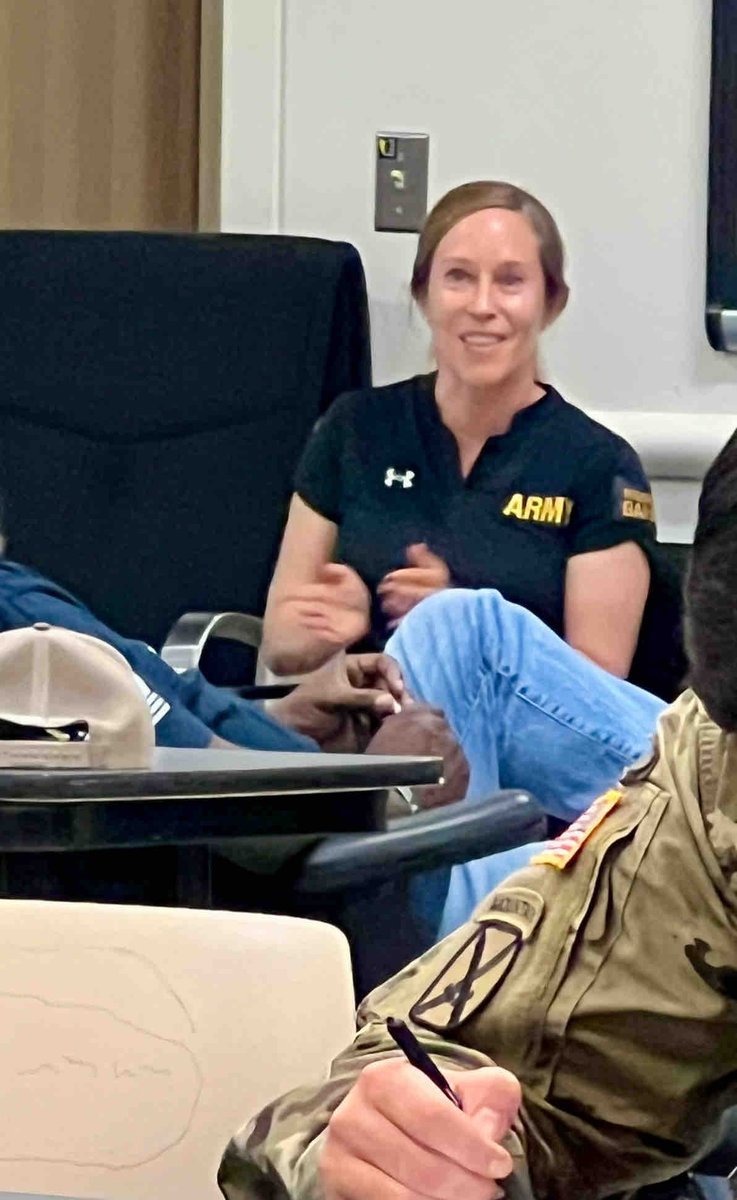 armyARCP's tweet image. From last week’s introductory Posttraumatic Growth (PTG) training at #FortBelvoir, kicking off a transformative week filled with PTG group sessions, training, and #adaptivereconditioning activities for Soldiers in Recovery. #ARCP #RecoverAndOvercome