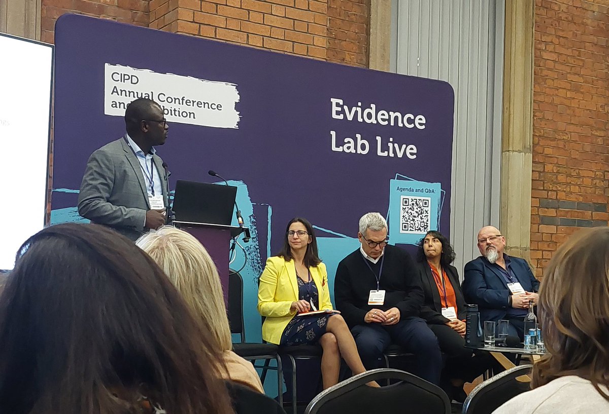 Fascinating session on HR & line managers working together to resolve workplace conflict. 2 things at the core: build trust between HR & mgrs, prioritise conflict & relns as strategic issues. Thx to @aparnagonibeed @RichardSaundry @Babs_Badjan @PaulLatreille #cipdACE