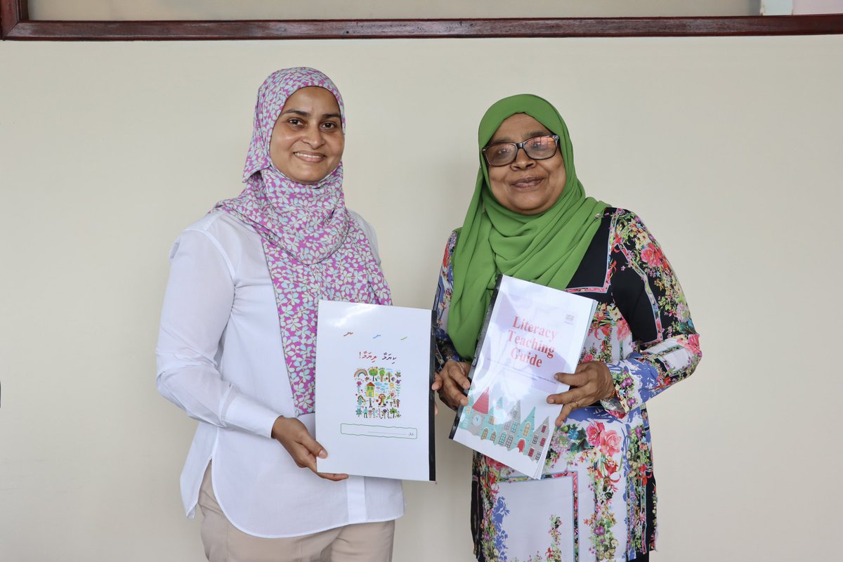 Ministry of Education (@moedumv) on Twitter photo A Literacy Teaching Guide created by The Reading Room founders Asima Abdul Gadir and Aminath Nihan was presented to the <a href="/MoEdumv/">Ministry of Education</a>. This guide is a part of an Australia Awards Alumni Small Grant Scheme project awarded to Asima & it will be available on the MoE official website. A Literacy Teaching Guide created by The Reading Room founders Asima Abdul Gadir and Aminath Nihan was presented to the <a href="/MoEdumv/">Ministry of Education</a>. This guide is a part of an Australia Awards Alumni Small Grant Scheme project awarded to Asima & it will be available on the MoE official website.