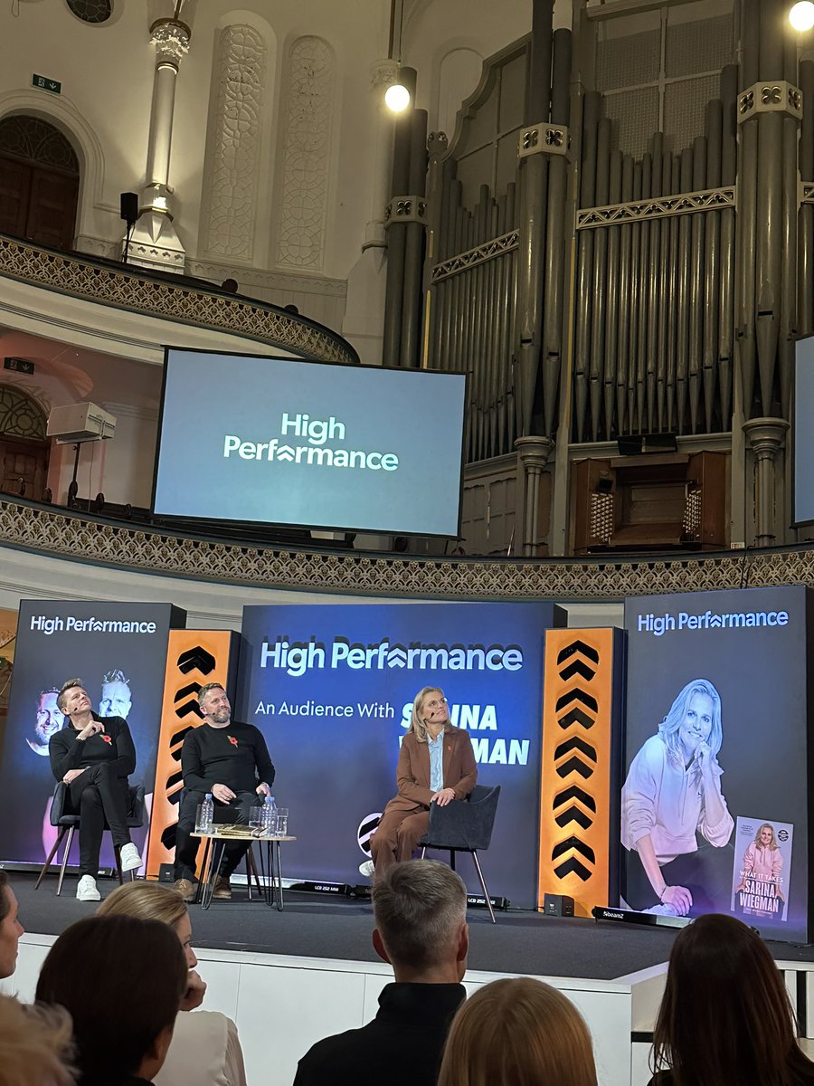 A truly incredible evening watching the high performance podcast, with the most inspiring woman, Sarina Wiegman

Some really key takeaway messages to implement into all aspects of my life 

Thank you @mrjakehumphrey and @LiquidThinker, another incredible podcast 👊