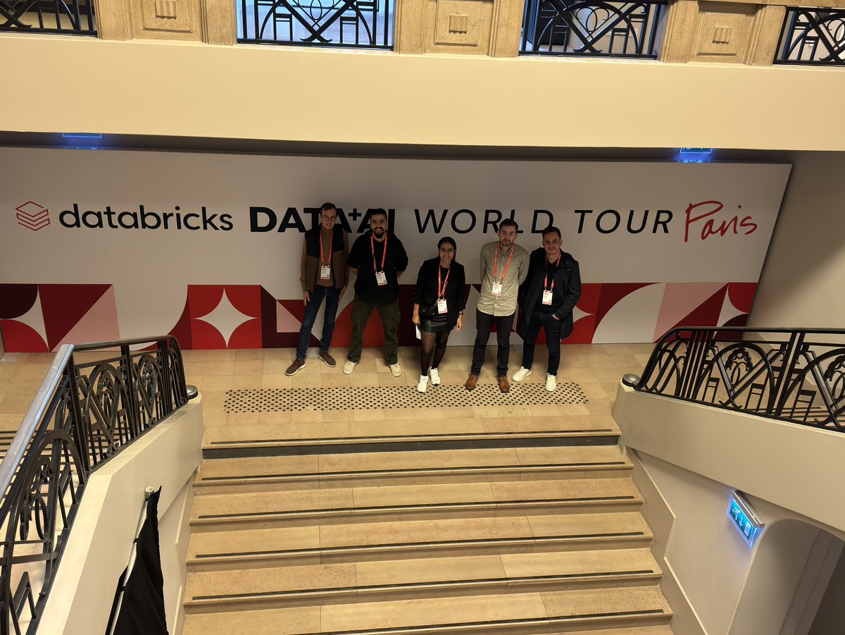 _nikill's tweet image. Thélio en force au #DataAIWorldTour !