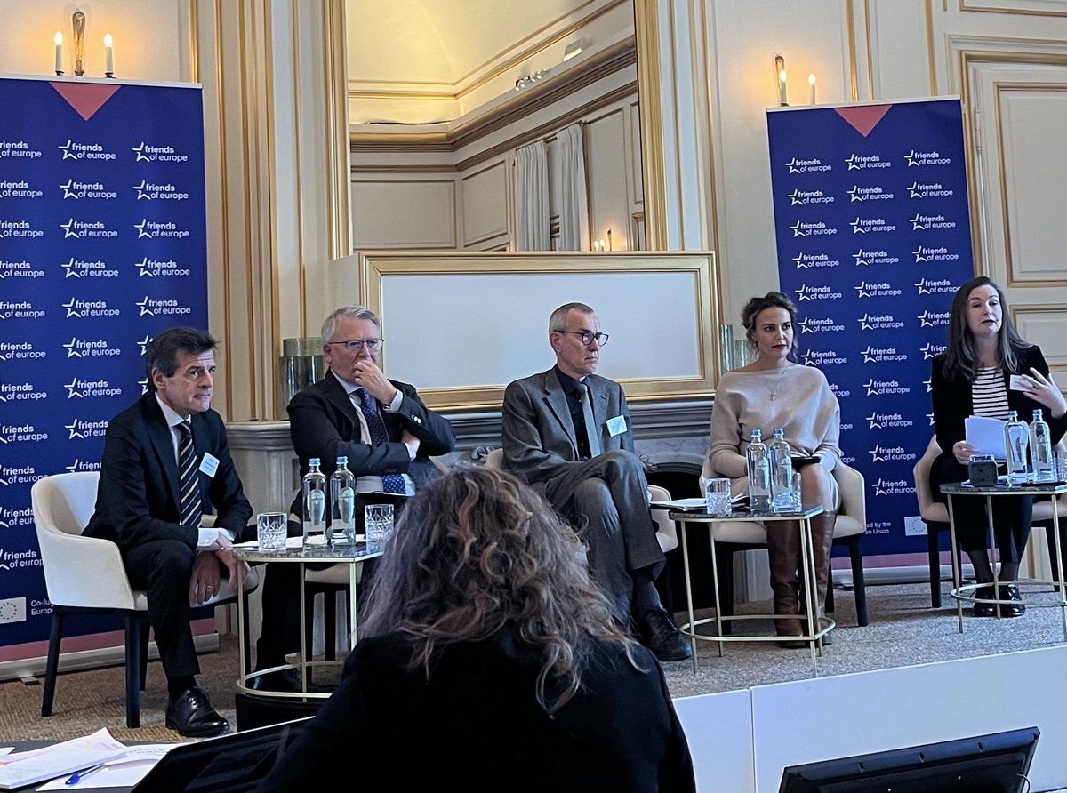 Listening to a panel with @A_Rappagliosi @EdwardsEurope Frank Vandenbroucke @loubnabouarfa  & @NicolasSchmitEU about building resilience - strengthening the social agenda & health for societal progress @FriendsofEurope @eupsf