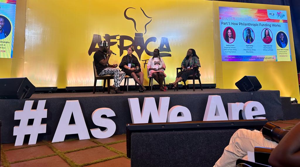 💵💷 What do philanthropic organizations look for when they fund arts? Find out from global funders Jessica Horn of <a href="/FordFoundation/">Ford Foundation</a>, Aguil Deng of <a href="/Bloomberg/">Bloomberg</a> and Toyin Akinniyi of <a href="/luminategroup/">Luminate</a>  hosted by Victor Mark – Onyegbu.

#AsWeAre