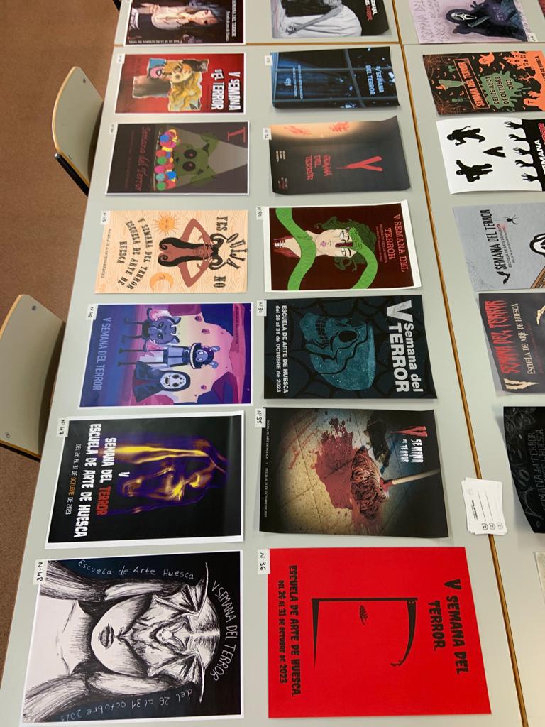 Biblioteca tweet media