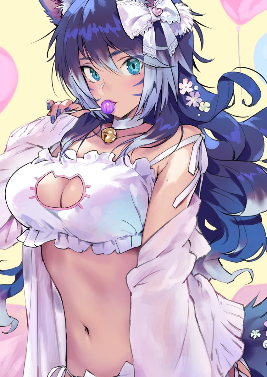 #いい腋の日
腕を上げたポーズもいいけど、腋を閉めた時のラインが好きというささやかな主張