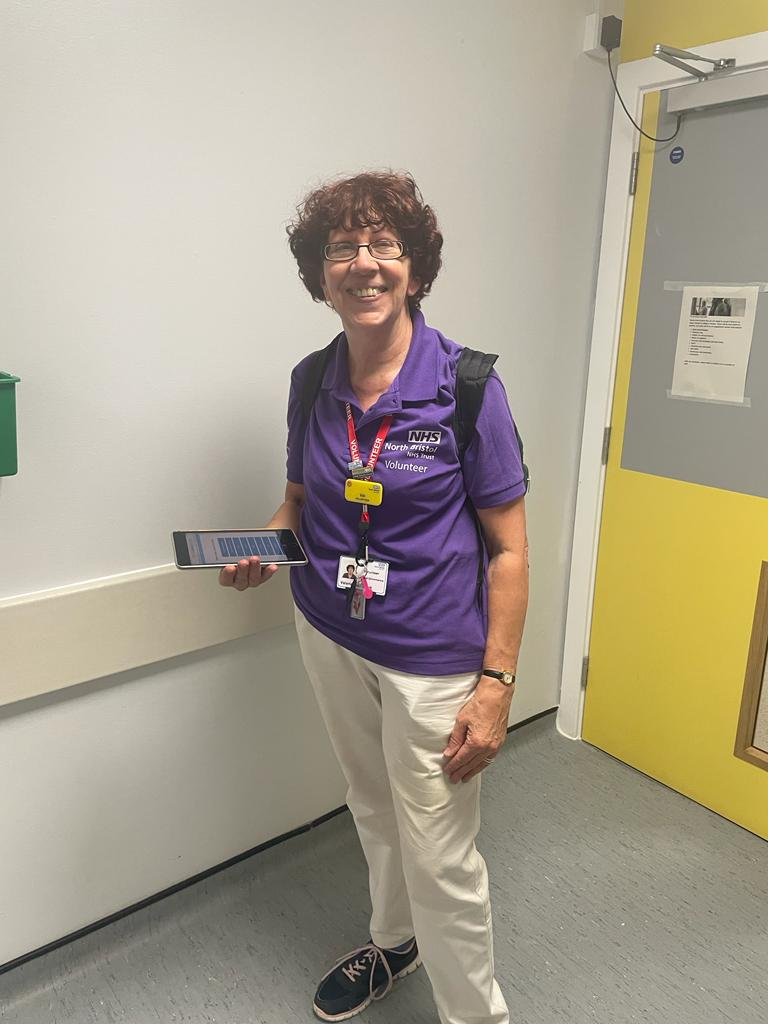 Patient and Carer Experience Volunteers give their time to speak to patients and find out how we can can improve their experience! Thank you to Val for your dedicated efforts! If you'd like to join Val in this role, get in touch. #NBTProud @NorthBristolNHS