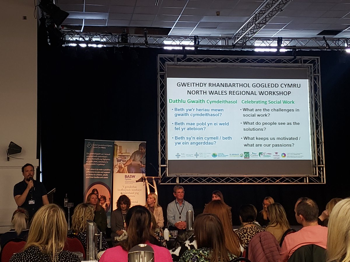 It was great to be able to listen in to the North Wales Regional Workshop at the @BASW_Cymru & @SocialCareWales conference today! A Social Work Masters student discussed how learning Welsh has transformed her confidence and ability in her role in social work. #SocialCareWales