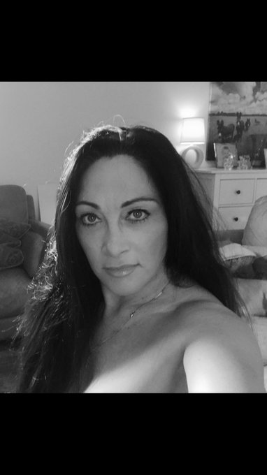 Good afternoon to you all . I&rsquo;m just about to log into https://t.co/UZfph7aqmq&hellip;. And go and take a Peak