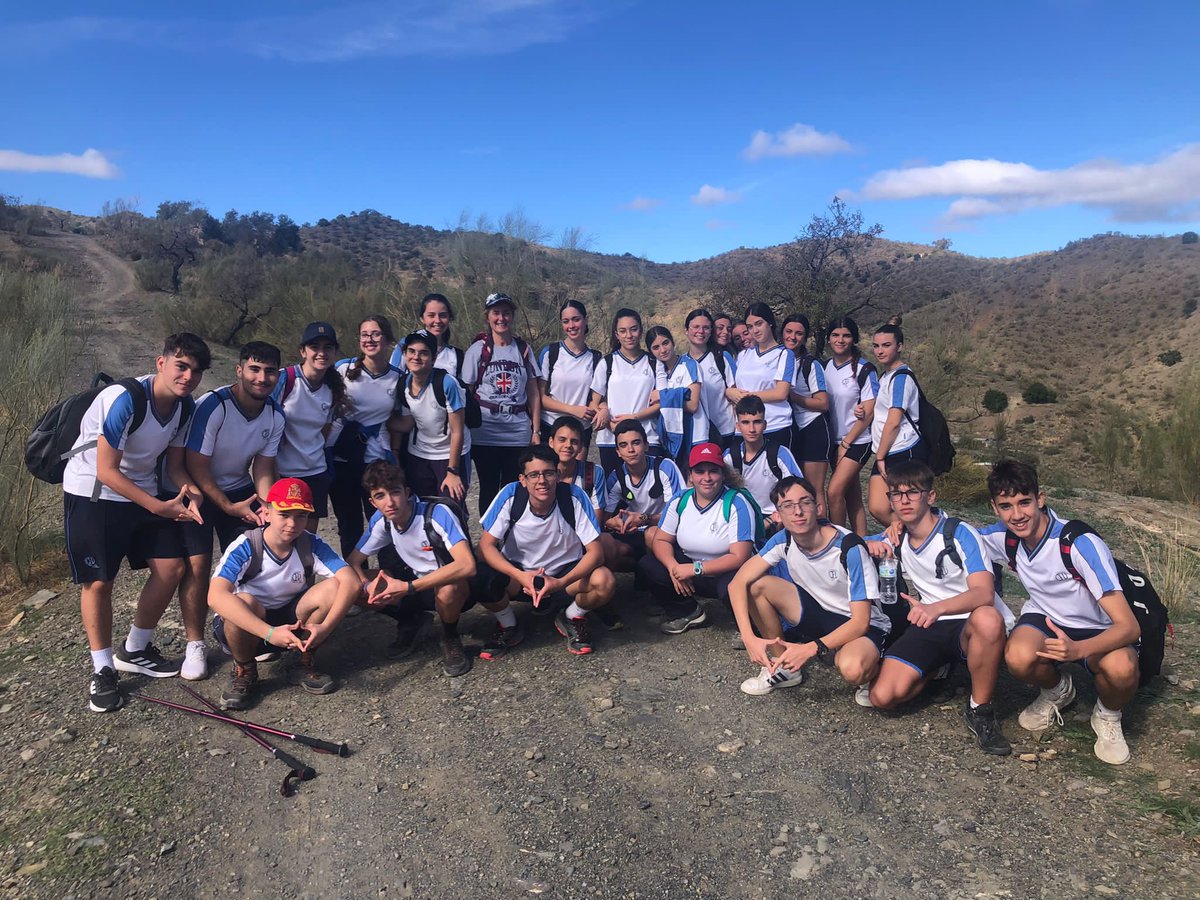 Colegio La Marina tweet media