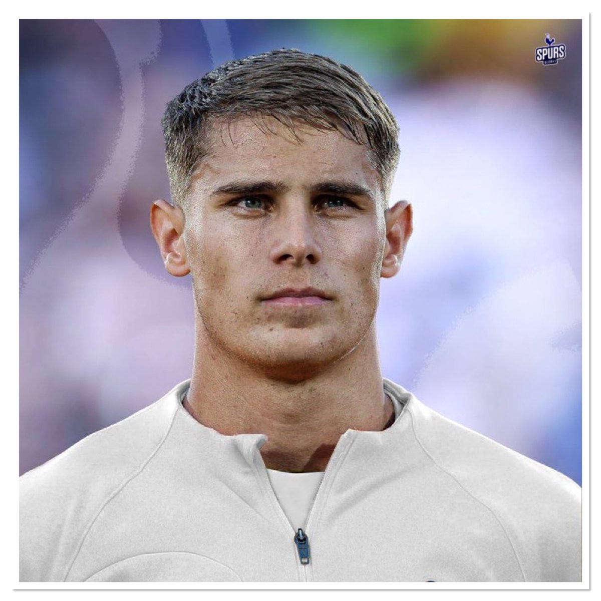 🚨𝗕𝗥𝗘𝗔𝗞𝗜𝗡𝗚 | Tottenham Hotspur have received an injury boost with the news that defender Micky van de Ven does NOT require surgery on his hamstring.

🔬While the recovery timeline is not yet clear for Van de Ven with more assessment required, Spurs believe that after