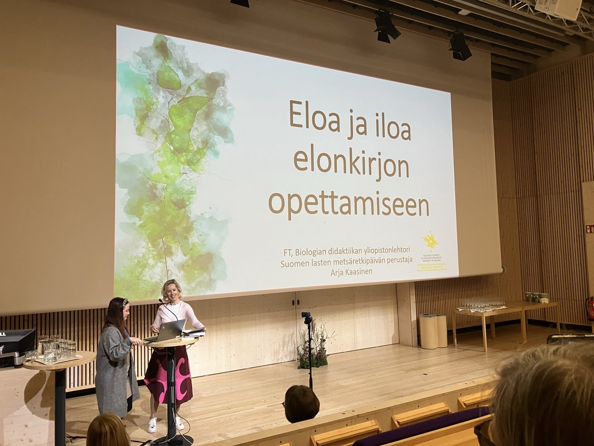 "Luontokato on elämän katoamista", toteaa FT Arja Kaasinen. 
Siksi kouluissa on lisättävä ja tehtävä uudella tavalla biodiversiteettikasvatusta. Ulkona opettamisen merkityksellisyys korostuu. Siellä kokee luonnon ihmeellisyyden
#LuonnonkirjonYtimessä-seminaari #HaltianLuontokoulu