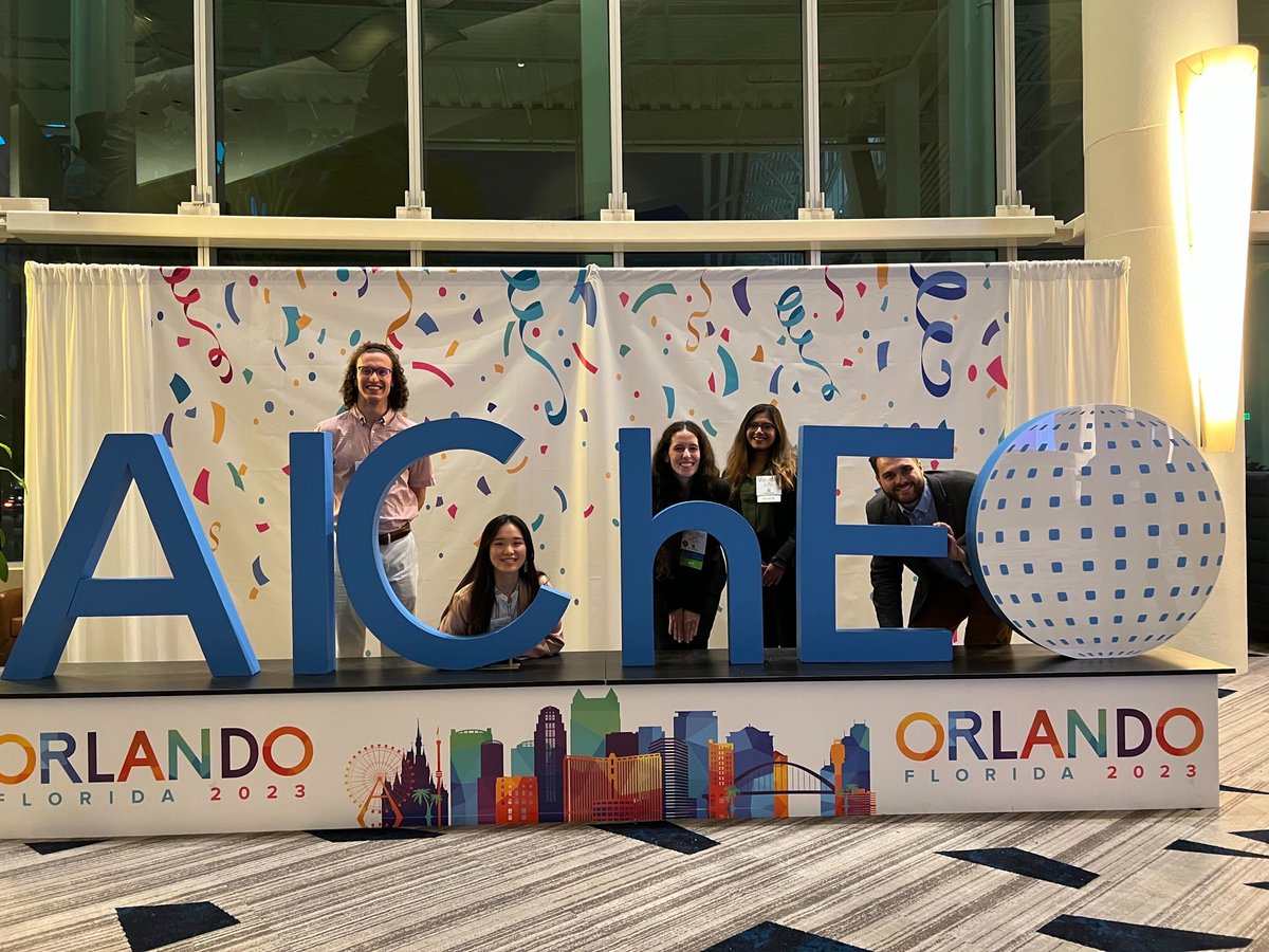 Lauren Taylor (@laurenwtaylor1) on Twitter photo I loved getting to see my academic family at #AIChE2023 🤗 I loved getting to see my academic family at #AIChE2023 🤗