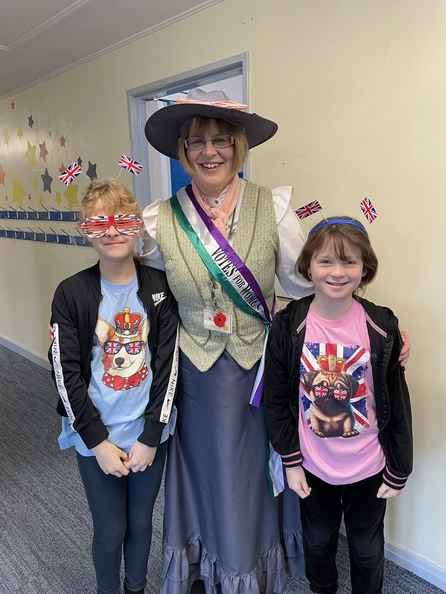 WilsonGlodean's tweet photo. #khpagbd2023  @KingsHeathPri @d_khpa @hawkes_maria https://t.co/MoW7qxrbR7