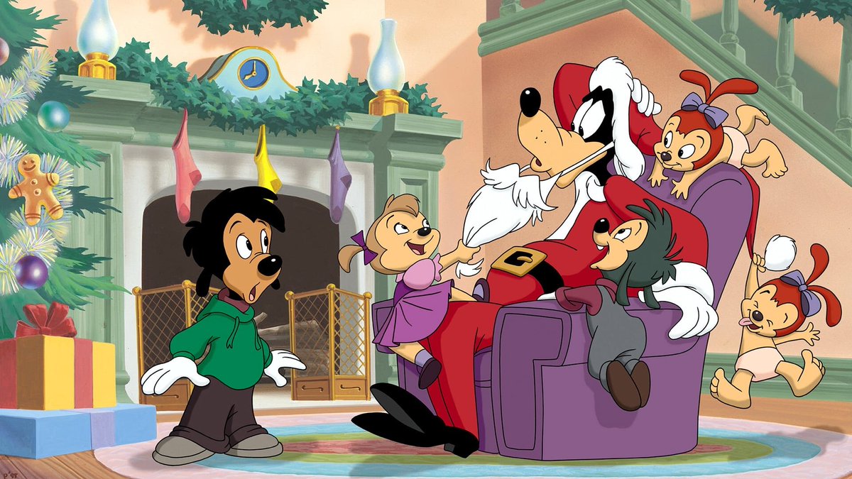 DisneyReact's tweet photo. 🎂 Hoy se cumplen 24 años del estreno de 'Mickey descubre la Navidad', uno de los clásicos navideños más queridos de Disney 🎄❤ https://t.co/ORBSVnHlHh