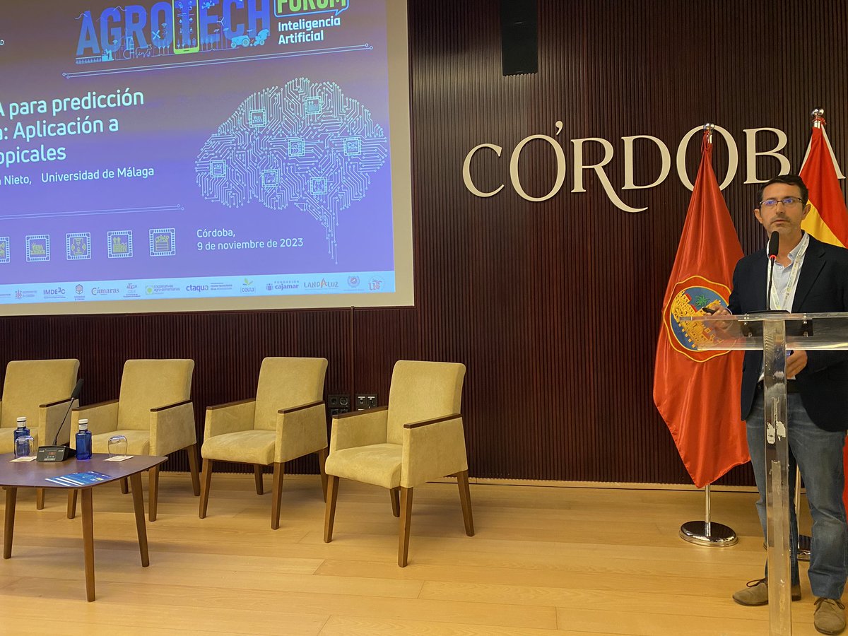 RevistaAlimenta's tweet photo. Comienzan las sesiones técnicas en #AgrotechForumIA hablando sobre las aplicaciones de la IA en la gestión de recursos del sector agroalimentario con: 

🔵 José Manuel García Nieto, Profesor titular en @InfoUMA nos cuenta su caso de éxito “Tropical-Predict” https://t.co/P5OzXpyfOD