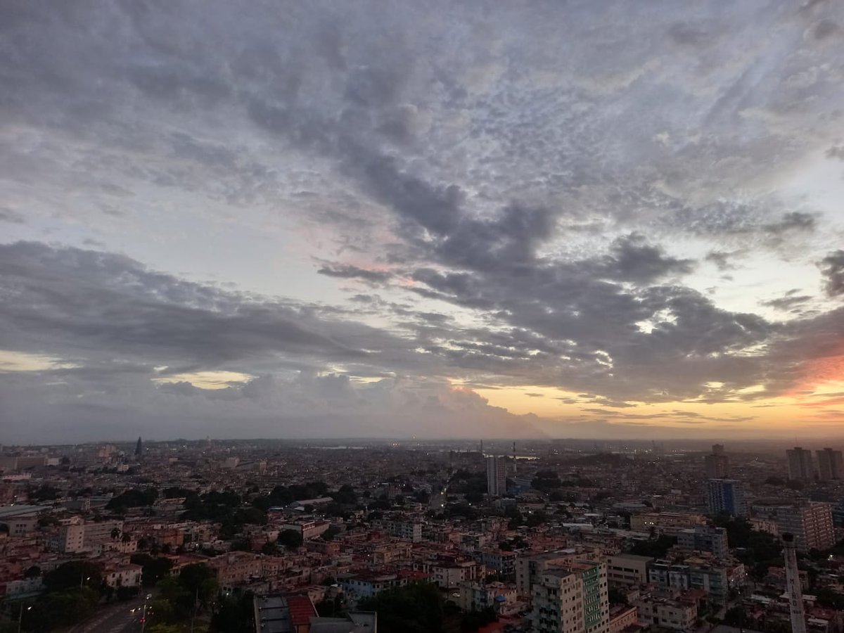 agnes_becerra's tweet photo. Así amanecimos en #Cuba 🇨🇺 la tierra de mis amores. 
❤ https://t.co/xz0RPF7tBZ