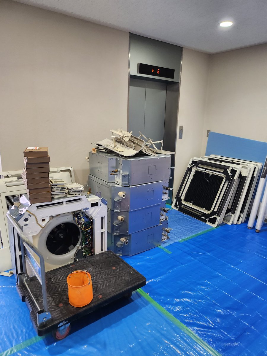 nsystem9's tweet image. 一緒に働く仲間を募集中です。
経験者優遇、未経験でもOKです。
新築、改修工事などでエアコン工事、配管をおこないます。
勤務時間８時～17時現場により
早上がりあり。
社保、その他手当あり。
男女問いません。やる気のある人。詳細はDMでお問い合わせお願いします。🙇🙇🙇