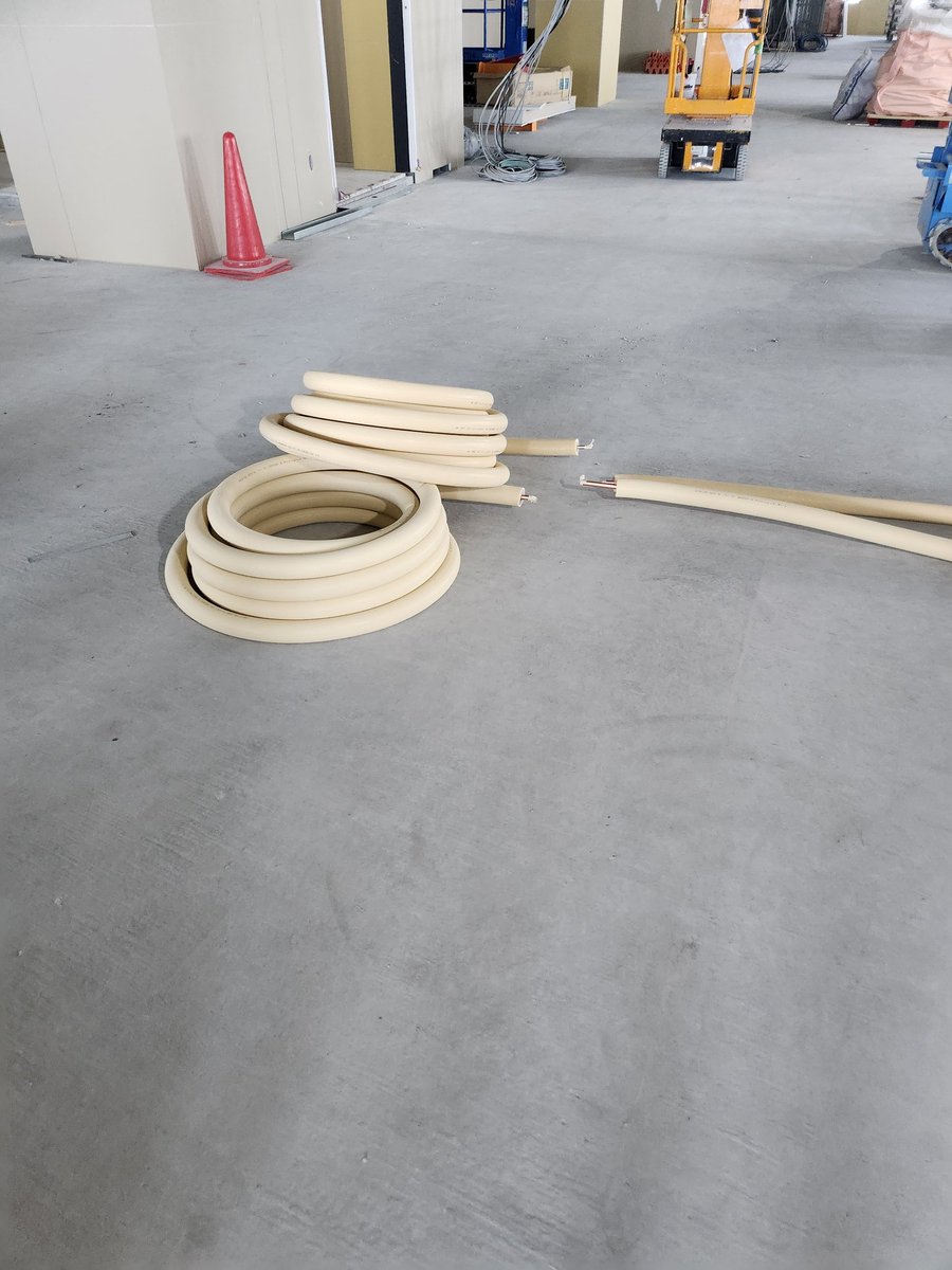 nsystem9's tweet image. 一緒に働く仲間を募集中です。
経験者優遇、未経験でもOKです。
新築、改修工事などでエアコン工事、配管をおこないます。
勤務時間８時～17時現場により
早上がりあり。
社保、その他手当あり。
男女問いません。やる気のある人。詳細はDMでお問い合わせお願いします。🙇🙇🙇