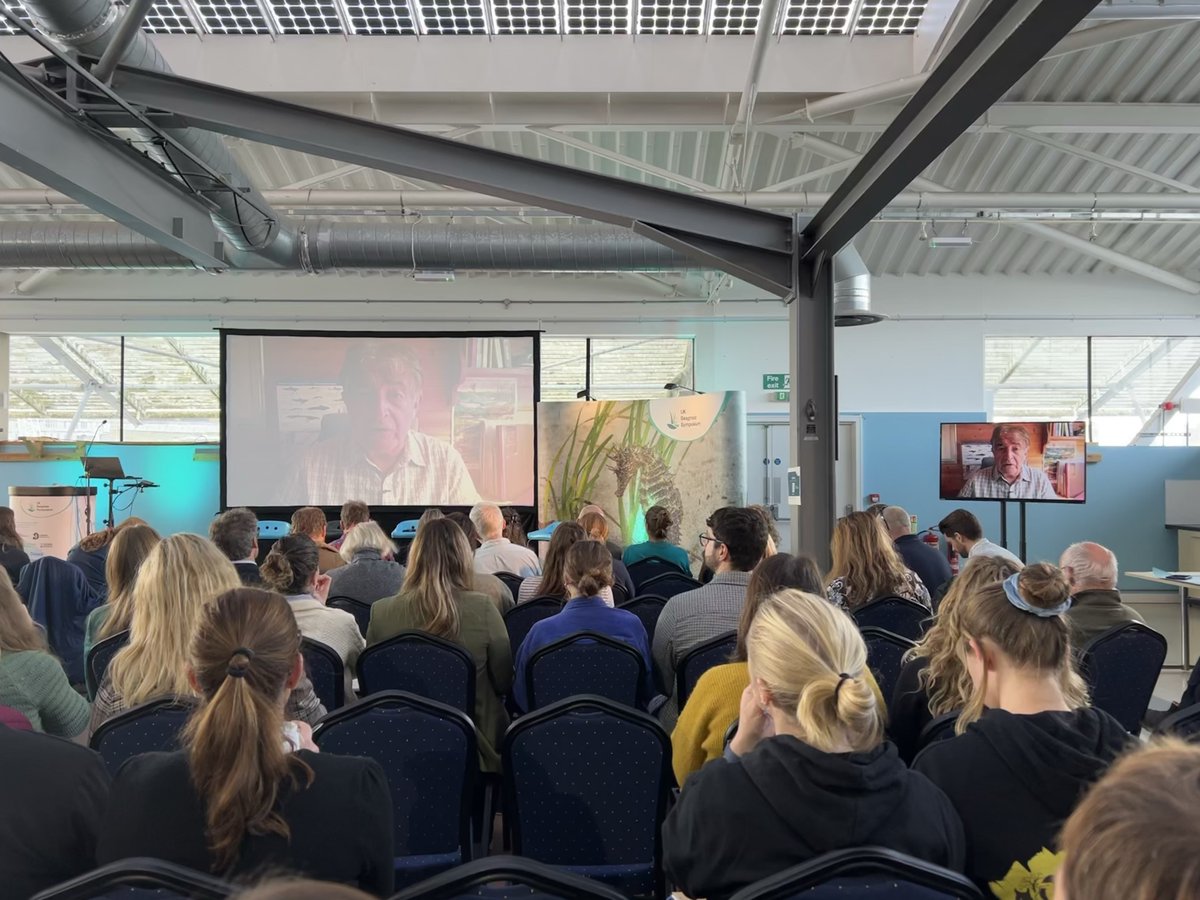 @TonyJuniper in his keynote at the #SeagrassSymposium links seagrass conservation & recovery to @NaturalEngland priorities for nature recovery & climate change, and wider UK & global policy, encouraging partnership working to achieve seagrass restoration #UKSS23 @EULIFERemedies