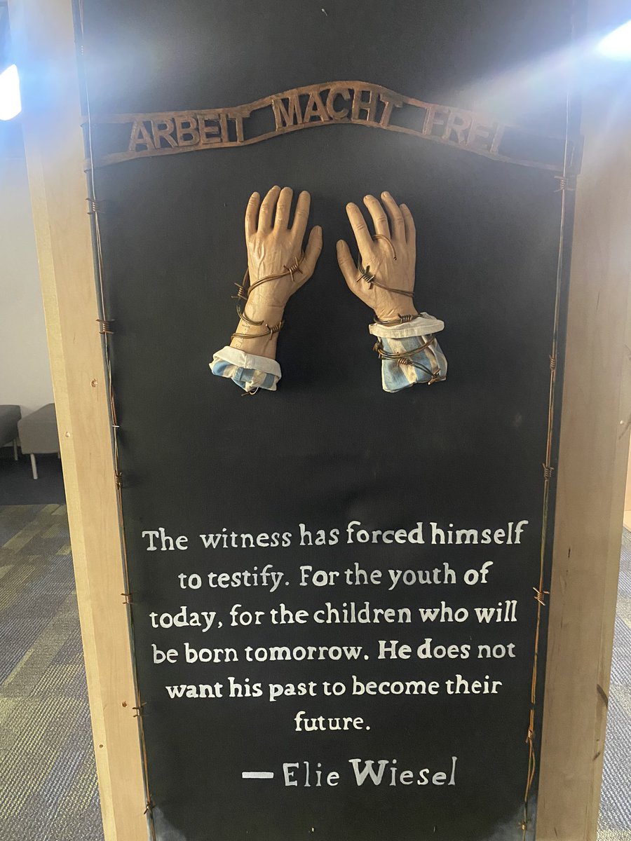 JAGKYEtownInd's tweet photo. @EtownJAGKy students attended the Holocaust Murals Exhibit and learned tons.   Proud of our desire to grow as humans! #LoveJAG #JAGky #jagnational https://t.co/QJJ9wZ760i