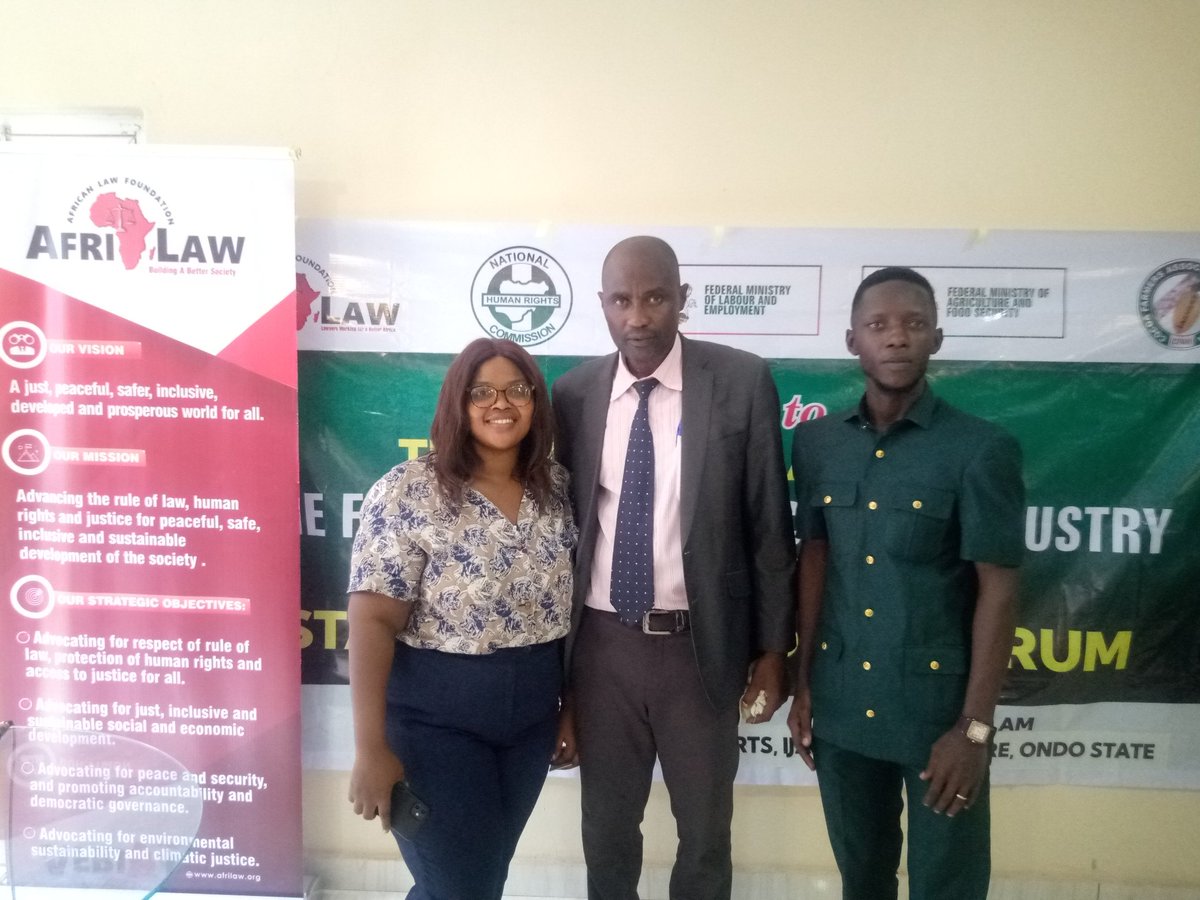 fidvaoffice's tweet photo. 📢
@fidvaoffice represented by the ED, Victor Alade @mrdoobig had the honor of speaking at a recent seminar organized by African Law Foundation to discuss "The Research and Investigation Report on Forced Labour and Child Labour in Cocoa Industry of Nigeria." 
 #CocoaIndustry Kogi https://t.co/YNbdNnsas9