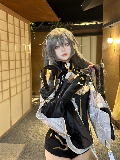 Twitterのコスプレ画像22