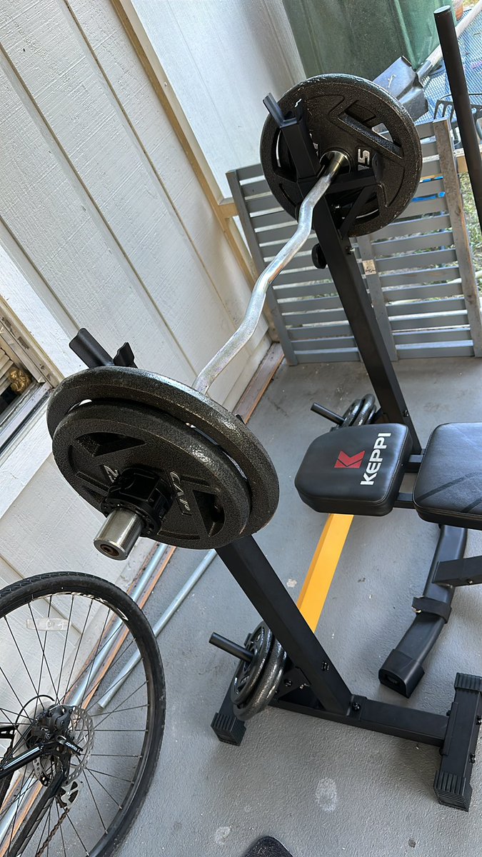 Cantera_Image's tweet image. Trying 120lbs bench press
#workoutmotivation #workout #FitnessGoals