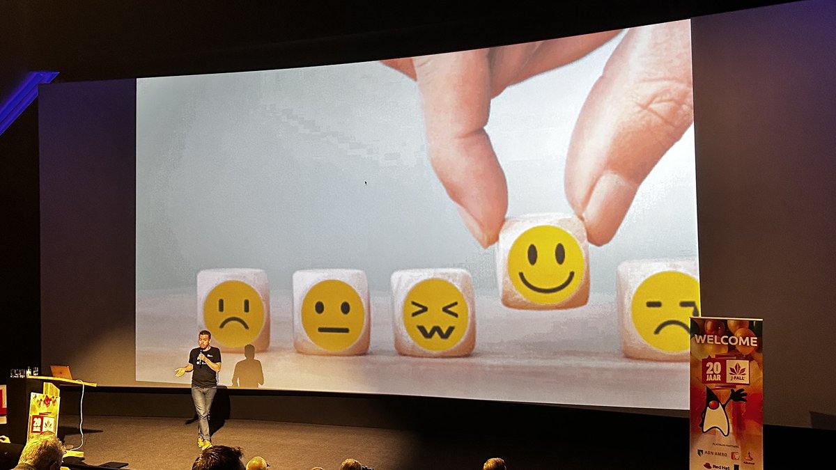 jdriven_nl's tweet image. Great Ignite talk at @jfallconf by @willem_hetzijzo
#commit #develop #share