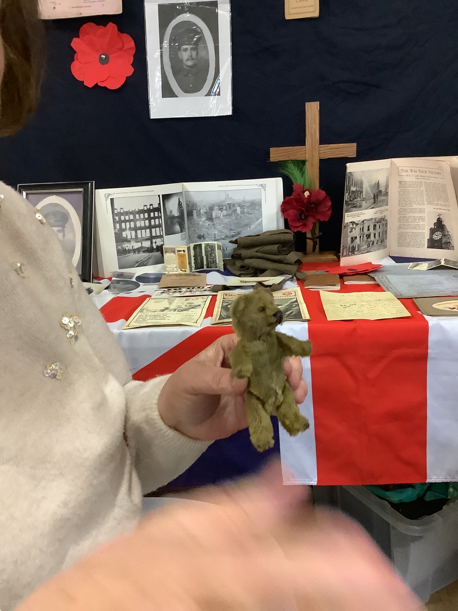 RPS_Kingfishers's tweet photo. we learnt about rationing and what food was eaten in WW2- this little bear was over 100 years old! @River https://t.co/3ifqKEauue