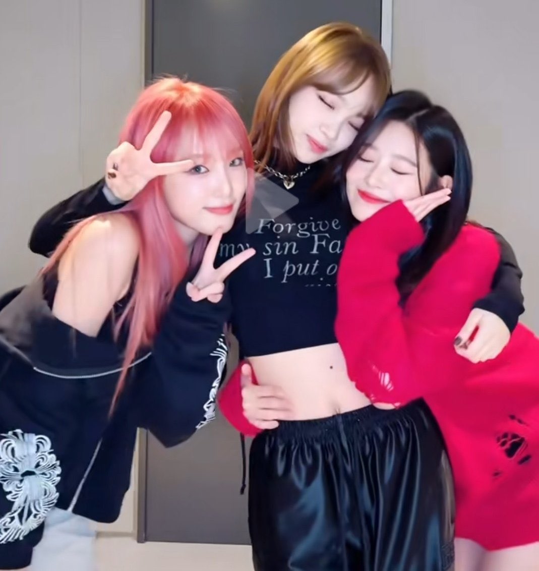 kkim_chaeng's tweet image. some things never change #2kim