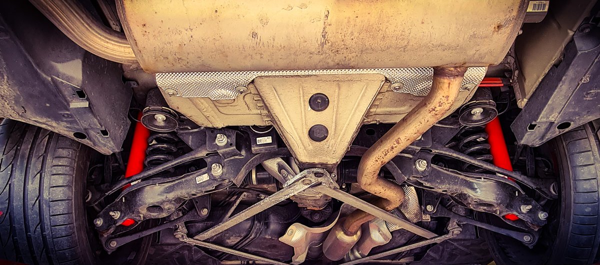 koni_global's tweet photo. POV: car with KONI shocks.

The bright KONI Red shock absorbers help you stand out from the crowd.
It's not just the outside that stands out. Each #KONI comes with high-quality internal components and weeks of specifically engineered valving and ride tuning.

#suspension #car https://t.co/hx8csUvO6H