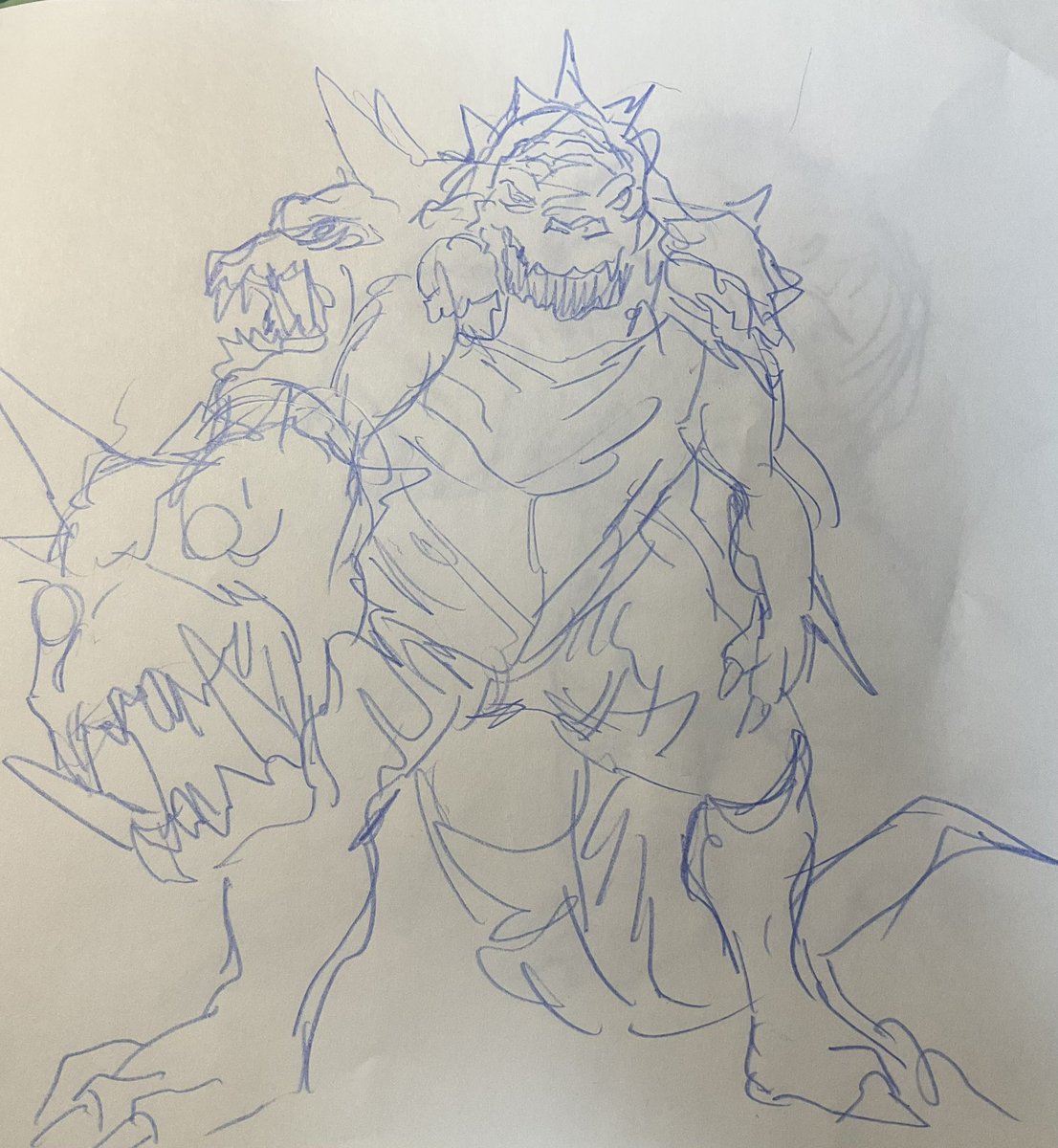 今、同時作画してる脱法テイマーの方に色々キメラ生物が出てくるんでその大まかなデザイン。複数の生物を組み合わせたなるべく不細工不均等にしようと。でも私がやると全部深海魚みたいになっちゃうね。倒し甲斐と見映えがあるようにするため恐竜くらいの大きさかな。火や溶解液を噴くぞ。 