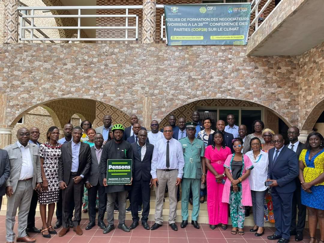 charlesbaimey's tweet photo. On behalf of @Jveivoire and as climate negotiator #AGNES I took part in the 3 days training of Ivorian negotiators, in Jacqueville, for the #COP28 which will be held in Dubaï at the end of November. @CgBrooker @MalleFofana @UNCCDcso @UNFCCC @Mineddci @Jve_Senegal https://t.co/xxUeTk5Jps
