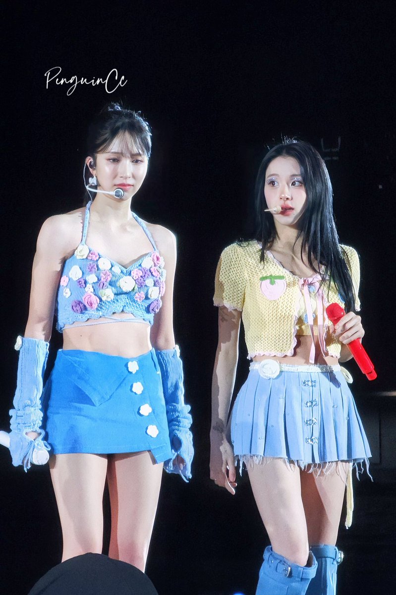 chadwickchen98's tweet photo. MiChae❤️❤️

#TWICE #TWICE_5TH_WORLD_TOUR #트와이스 #READYTOBE_WORLDTOUR 
#MINA #미나 #ミナ #채영 #CHAEYOUNG https://t.co/EdrnmsoLgM