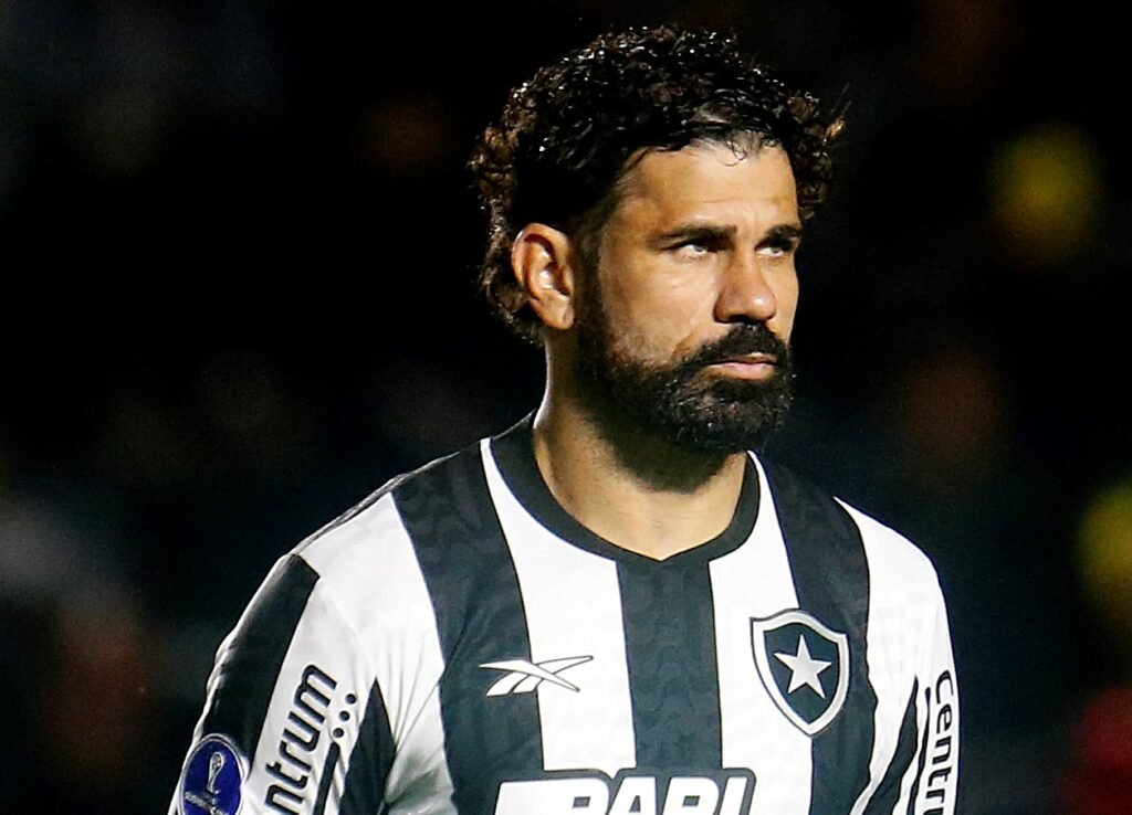bootfogo's tweet photo. chegou a hora desse homem mostrar a que veio

chamar a responsa, meter gol, morder o Suárez e trazer a vitória

VAMO DIEGO COSTA!!! https://t.co/cfkeUllfT1